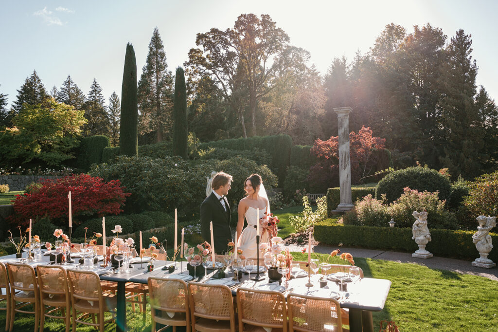 Intimate garden reception setting at Chateau de Michellia in Salem Oregon. 